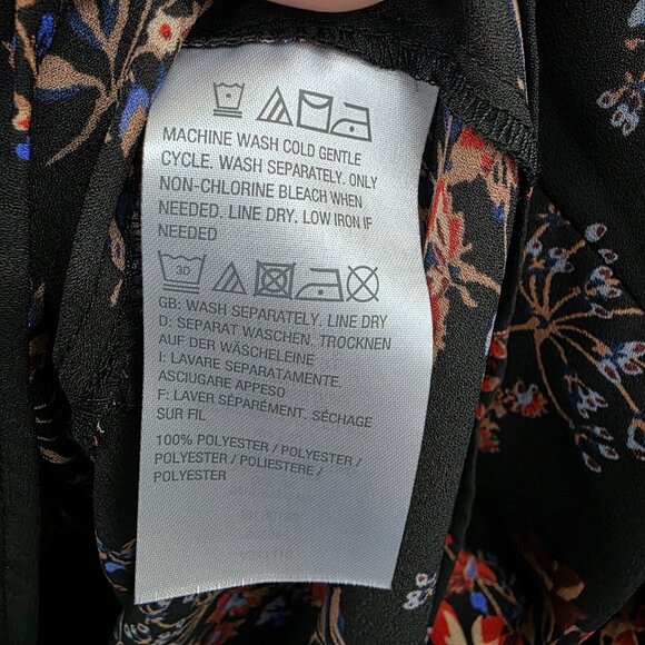 Joan Rivers Tunic Top Womens Size 12 Black Floral Pintuck‎ Long Sleeve Blouse - Picture 10 of 12